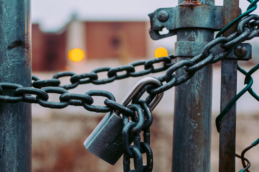 Schlie&szlig;ungen jose-fontano-pZld9PiPDno-unsplash